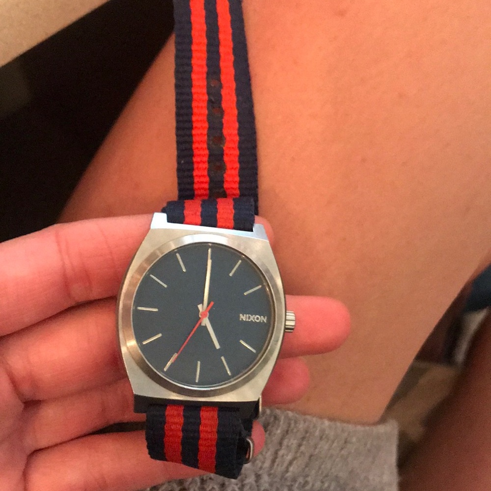 unisex nixon watch